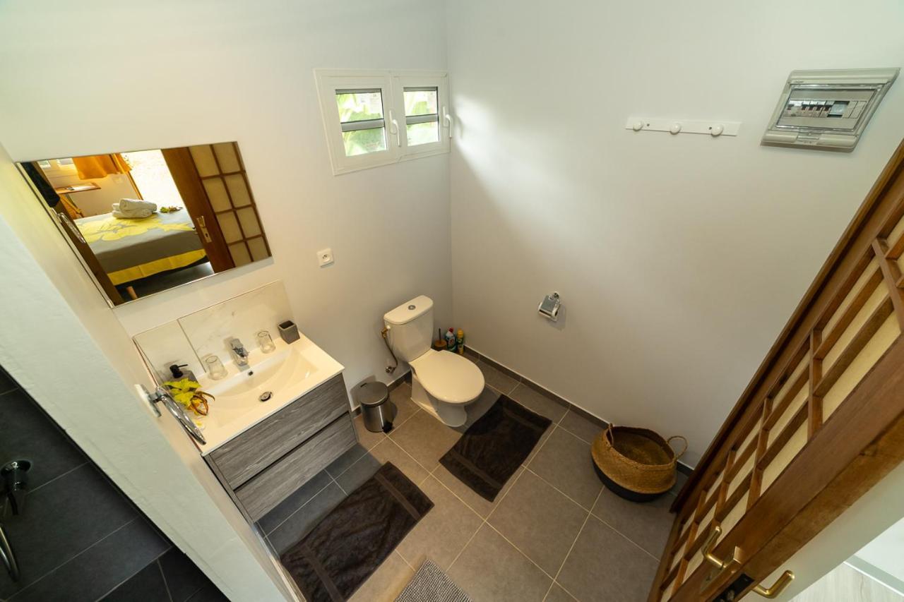 Manaeva Lodge Faaa Екстериор снимка